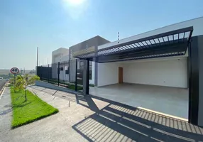 Foto 1 de Casa de Condomínio com 3 Quartos à venda, 170m² em Jardim Campos, Maringá