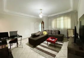 Foto 1 de Casa com 3 Quartos à venda, 205m² em Bangu, Santo André