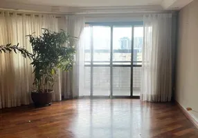 Foto 1 de Apartamento com 3 Quartos à venda, 140m² em Itaim Bibi, São Paulo