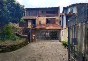 Foto 1 de Sobrado com 3 Quartos à venda, 380m² em Espiríto Santo, Porto Alegre