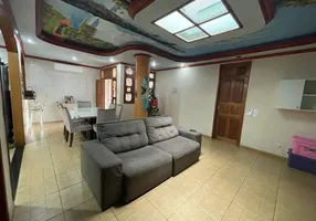 Foto 1 de Casa de Condomínio com 3 Quartos para alugar, 425m² em Japiim, Manaus