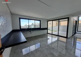 Foto 1 de Casa de Condomínio com 4 Quartos à venda, 204m² em Residencial Vale Verde, Senador Canedo