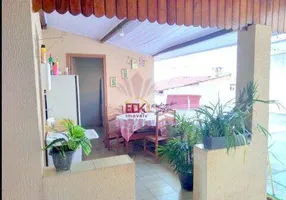 Foto 1 de Casa com 2 Quartos à venda, 250m² em Jardim Princesa, Pindamonhangaba