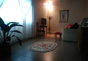 Foto 1 de Casa com 3 Quartos à venda, 360m² em Vila Beneves, Contagem