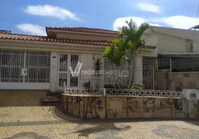 Foto 1 de Casa com 3 Quartos para venda ou aluguel, 170m² em Taquaral, Campinas