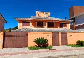 Foto 1 de Casa com 3 Quartos à venda, 154m² em Rio Tavares, Florianópolis