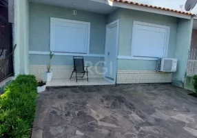 Foto 1 de Casa com 2 Quartos à venda, 60m² em Hípica, Porto Alegre