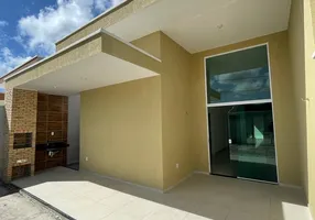 Foto 1 de Casa com 3 Quartos à venda, 115m² em Messejana, Fortaleza