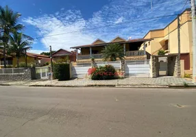 Foto 1 de Casa com 3 Quartos à venda, 280m² em CENTRO, Águas de São Pedro