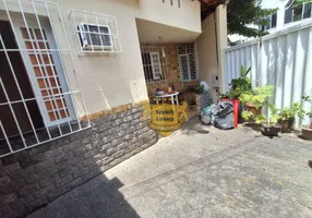 Foto 1 de Casa com 3 Quartos para alugar, 125m² em Vital Brasil, Niterói