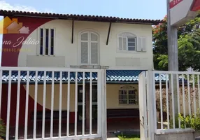 Foto 1 de Casa com 8 Quartos para alugar, 250m² em Novo Rio das Ostras, Rio das Ostras
