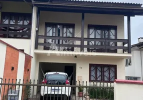Foto 1 de Casa com 3 Quartos à venda, 128m² em Glória, Joinville