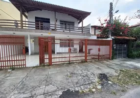 Foto 1 de Casa com 4 Quartos à venda, 390m² em São Francisco, Niterói