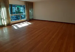 Foto 1 de Apartamento com 3 Quartos para alugar, 200m² em Leblon, Rio de Janeiro