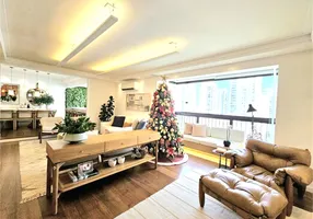 Foto 1 de Apartamento com 4 Quartos à venda, 220m² em Campo Belo, São Paulo