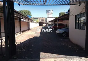 Foto 1 de com 1 Quarto para alugar, 500m² em São Benedito, Uberaba