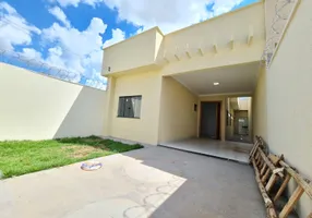 Foto 1 de Casa com 3 Quartos à venda, 127m² em Vila Sul, Aparecida de Goiânia