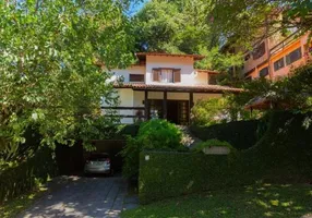 Foto 1 de Casa de Condomínio com 3 Quartos à venda, 650m² em Badu, Niterói