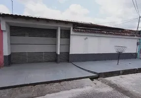 Foto 1 de Casa com 3 Quartos à venda, 167m² em Santa Terezinha, Limoeiro