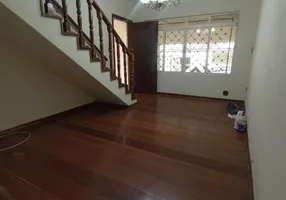 Foto 1 de Sobrado com 3 Quartos à venda, 230m² em Vila Osasco, Osasco