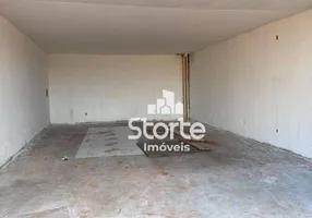 Foto 1 de Sala Comercial para alugar, 72m² em Loteamento Monte Hebron, Uberlândia