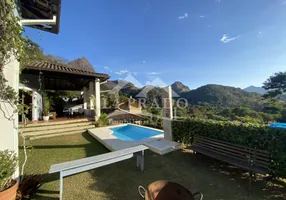 Foto 1 de Casa com 3 Quartos à venda, 251m² em Correas, Petrópolis