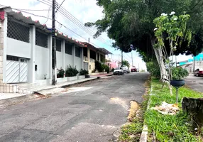 Foto 1 de Casa com 3 Quartos à venda, 379m² em Planalto, Manaus