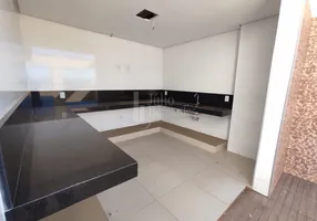 Foto 1 de Apartamento com 4 Quartos à venda, 220m² em Ibituruna, Montes Claros