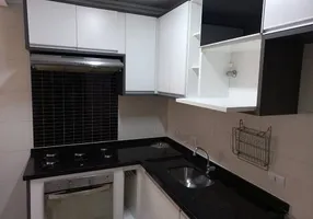 Foto 1 de Apartamento com 2 Quartos à venda, 44m² em São Pedro, Osasco