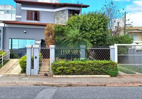 Foto 1 de Casa com 6 Quartos à venda, 273m² em Canto, Florianópolis