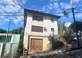 Foto 1 de Casa com 2 Quartos para alugar, 80m² em Cinquentenário, Caxias do Sul