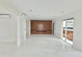 Foto 1 de Apartamento com 3 Quartos para alugar, 245m² em Vila Nova Conceição, São Paulo