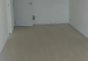 Foto 1 de Apartamento com 3 Quartos à venda, 74m² em Ponte Rasa, São Paulo