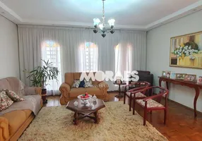 Foto 1 de Casa com 4 Quartos à venda, 295m² em Vila Cidade Universitária, Bauru