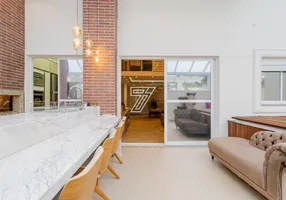 Foto 1 de Apartamento com 3 Quartos à venda, 190m² em Água Verde, Curitiba
