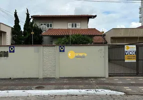 Foto 1 de Casa com 4 Quartos à venda, 230m² em Sao Judas, Itajaí