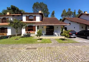 Foto 1 de Casa de Condomínio com 3 Quartos à venda, 171m² em Varzea, Teresópolis