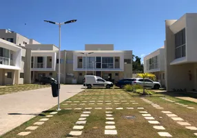 Foto 1 de Apartamento com 2 Quartos à venda, 63m² em Miragem, Lauro de Freitas