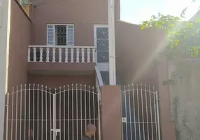 Foto 1 de Casa com 2 Quartos à venda, 104m² em Penha De Franca, São Paulo
