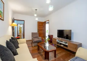 Foto 1 de Casa com 3 Quartos à venda, 173m² em Cupecê, São Paulo