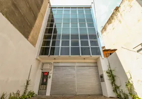 Foto 1 de Prédio Comercial com 4 Quartos à venda, 255m² em Navegantes, Porto Alegre