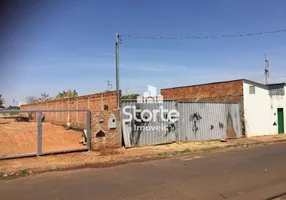 Foto 1 de Lote/Terreno à venda, 400m² em Jardim Brasília, Uberlândia