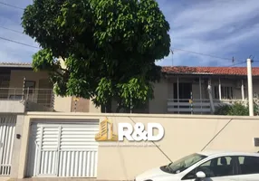 Foto 1 de Casa com 4 Quartos para alugar, 200m² em Lagoa Nova, Natal