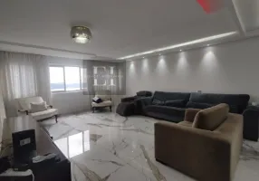 Foto 1 de Apartamento com 4 Quartos para alugar, 200m² em Cidade Dutra, São Paulo