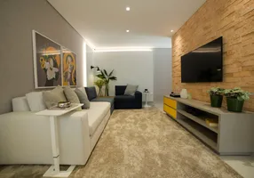 Foto 1 de Apartamento com 3 Quartos à venda, 90m² em Setor Negrão de Lima, Goiânia