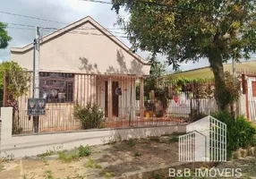 Foto 1 de Casa com 2 Quartos para alugar, 140m² em Vila Ipiranga, Porto Alegre