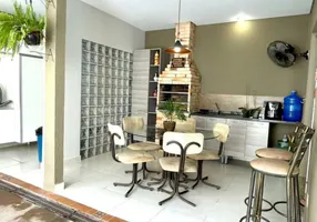Foto 1 de Casa com 3 Quartos à venda, 145m² em Jardim Mariana, Cuiabá