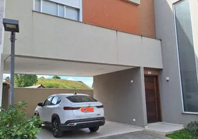 Foto 1 de Casa de Condomínio com 3 Quartos à venda, 182m² em Campo Comprido, Curitiba