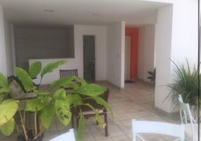 Foto 1 de Apartamento com 2 Quartos para alugar, 75m² em Graça, Salvador