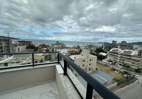 Foto 1 de Cobertura com 3 Quartos à venda, 170m² em Bombas, Bombinhas